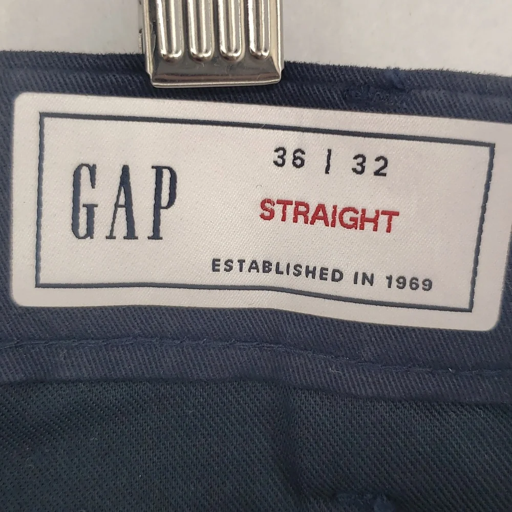 Gap Men's NWT Straight Performance Chino Size 36 x 32 in Navy Retail $60
